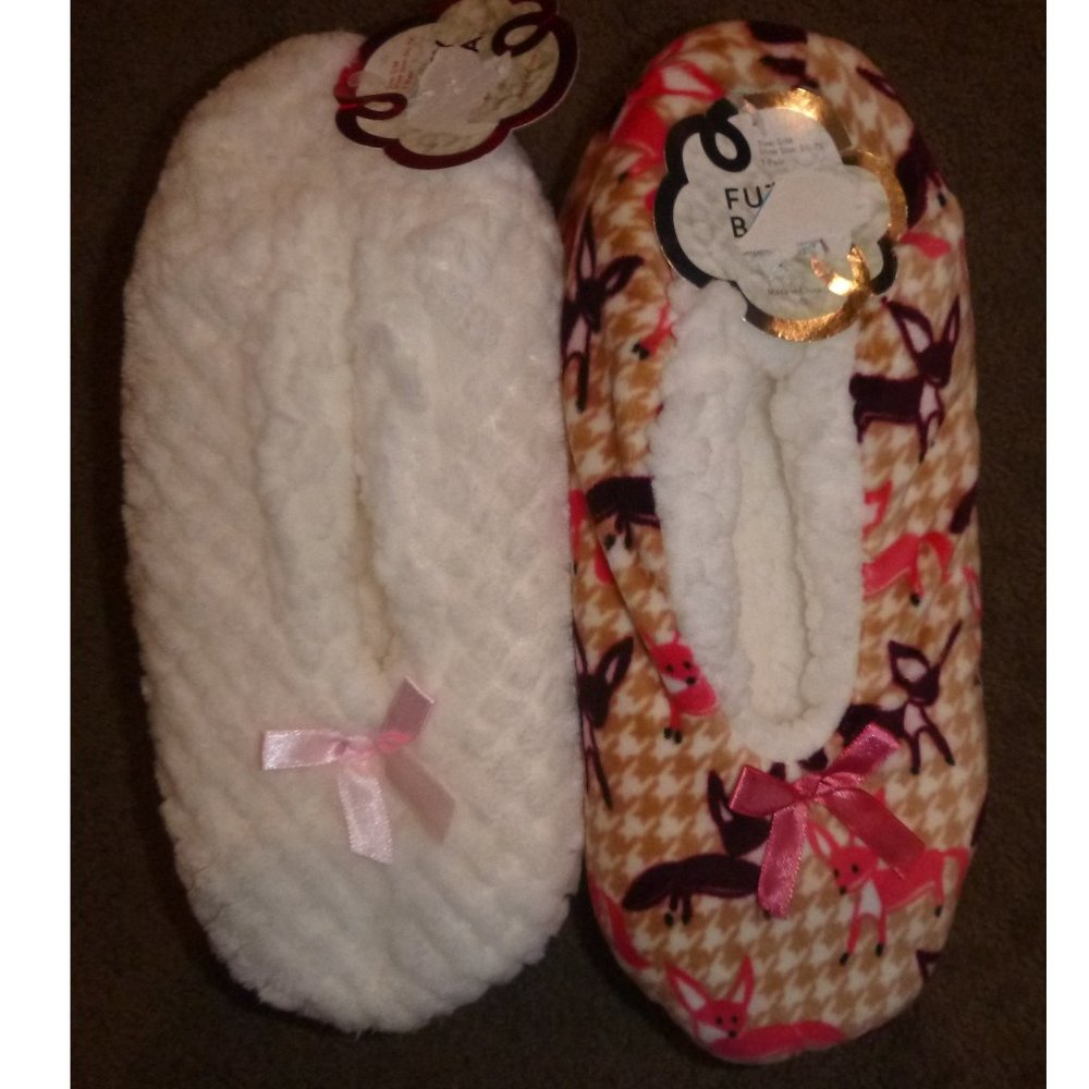2 Pairs Fuzzy Babba Slipper Socks S/M 5.5-7.5 NWT